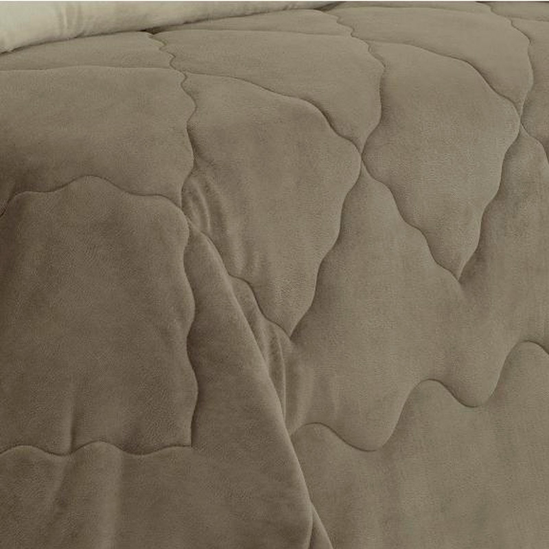 Edredom Casal Plush - Maxy Taupe e Bege - Dui Design Edredom Casal Plush - Maxy Taupe e Bege - Dui Design